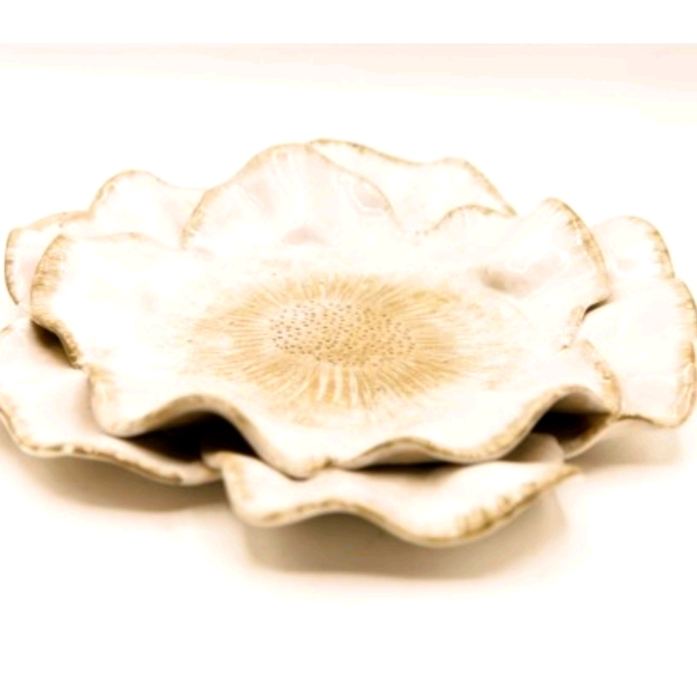 NEW Studio B Hand Crafted Multi-Layer Flower Dish